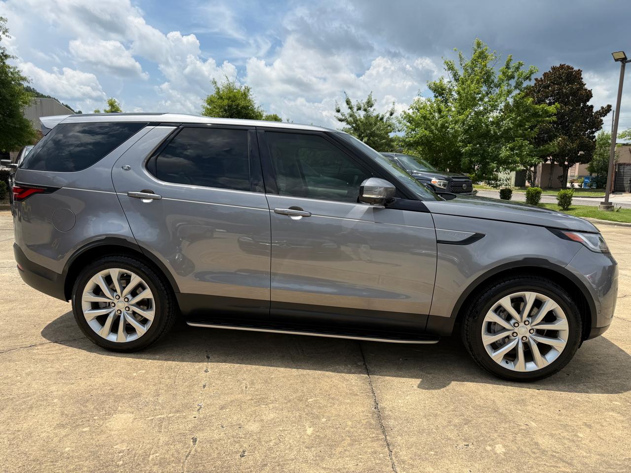 Land Rover Discovery S 2022
