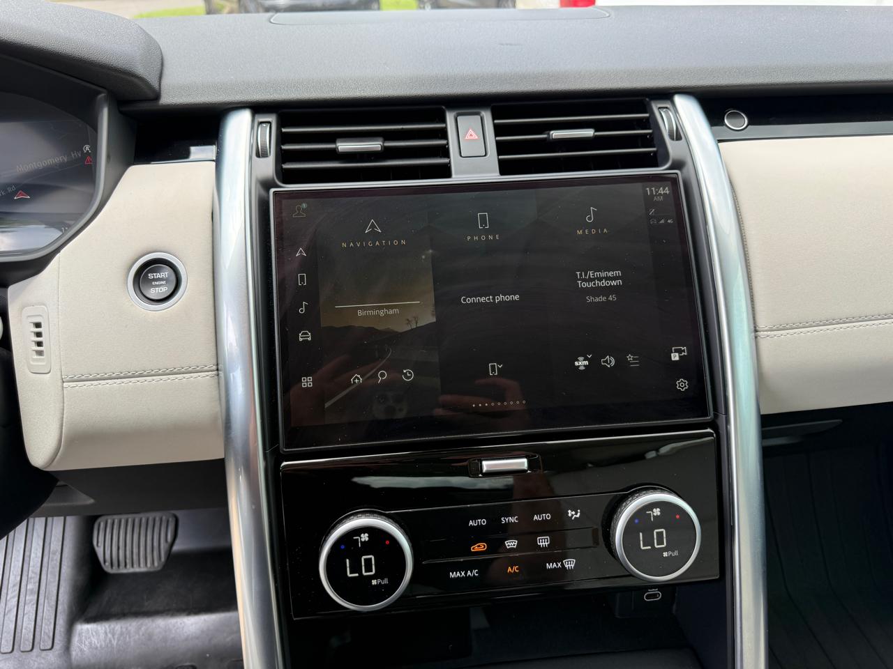 Land Rover Discovery S 2022