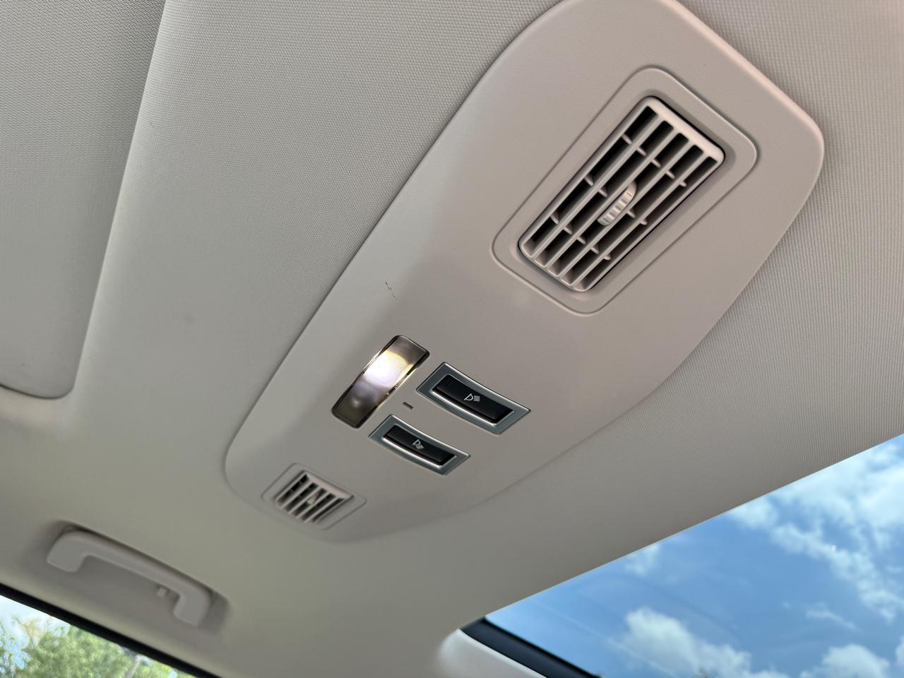 Land Rover Discovery S 2022