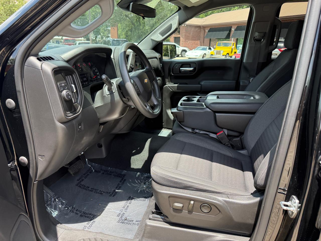 Chevrolet Silverado 1500 Custom Crew Cab 2WD 2022
