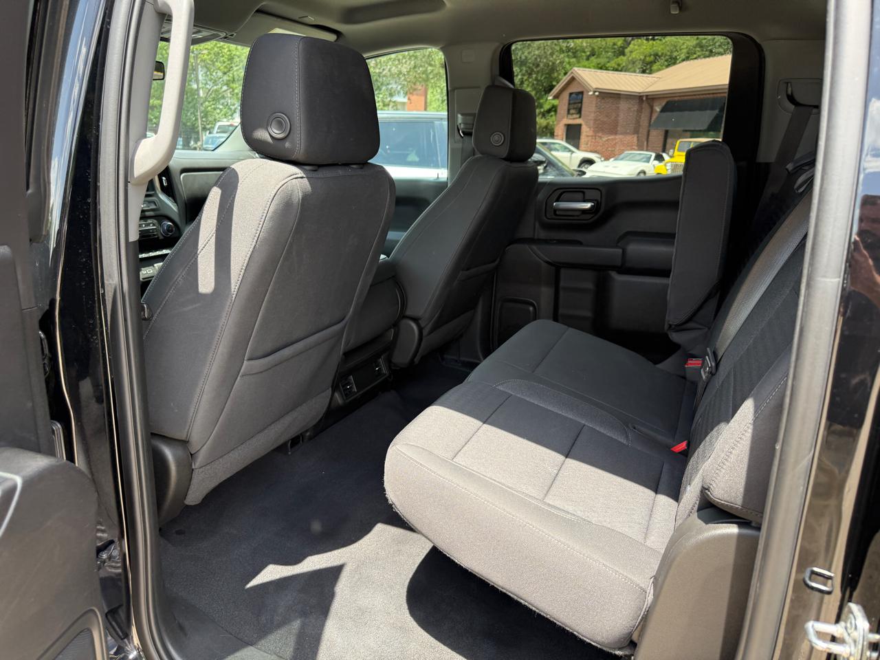 Chevrolet Silverado 1500 Custom Crew Cab 2WD 2022