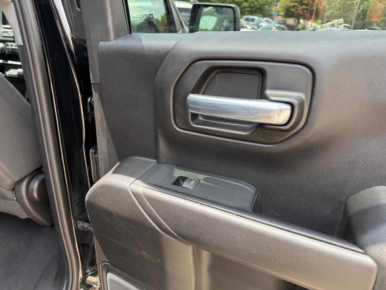 Chevrolet Silverado 1500 Custom Crew Cab 2WD 2022