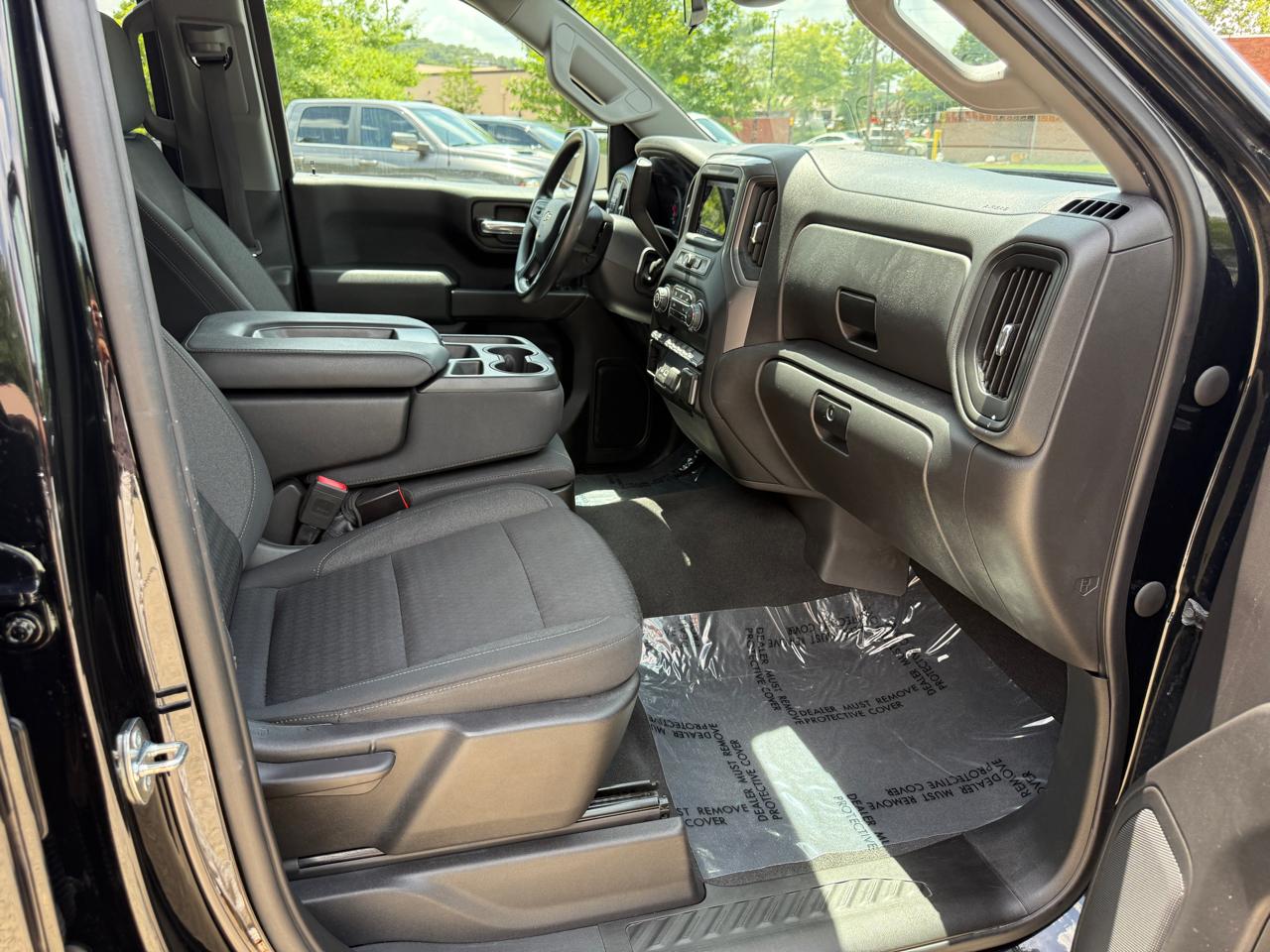 Chevrolet Silverado 1500 Custom Crew Cab 2WD 2022
