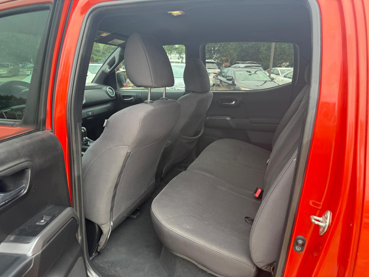 Toyota Tacoma TRD Off Road Double Cab 5' Bed V6 4x4 AT (Natl) 2018