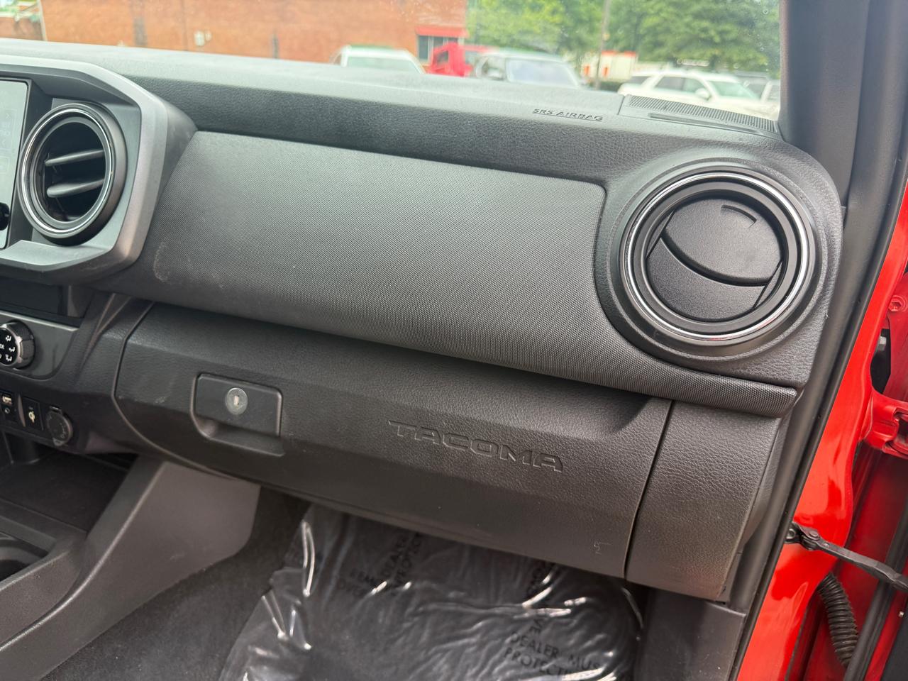 Toyota Tacoma TRD Off Road Double Cab 5' Bed V6 4x4 AT (Natl) 2018