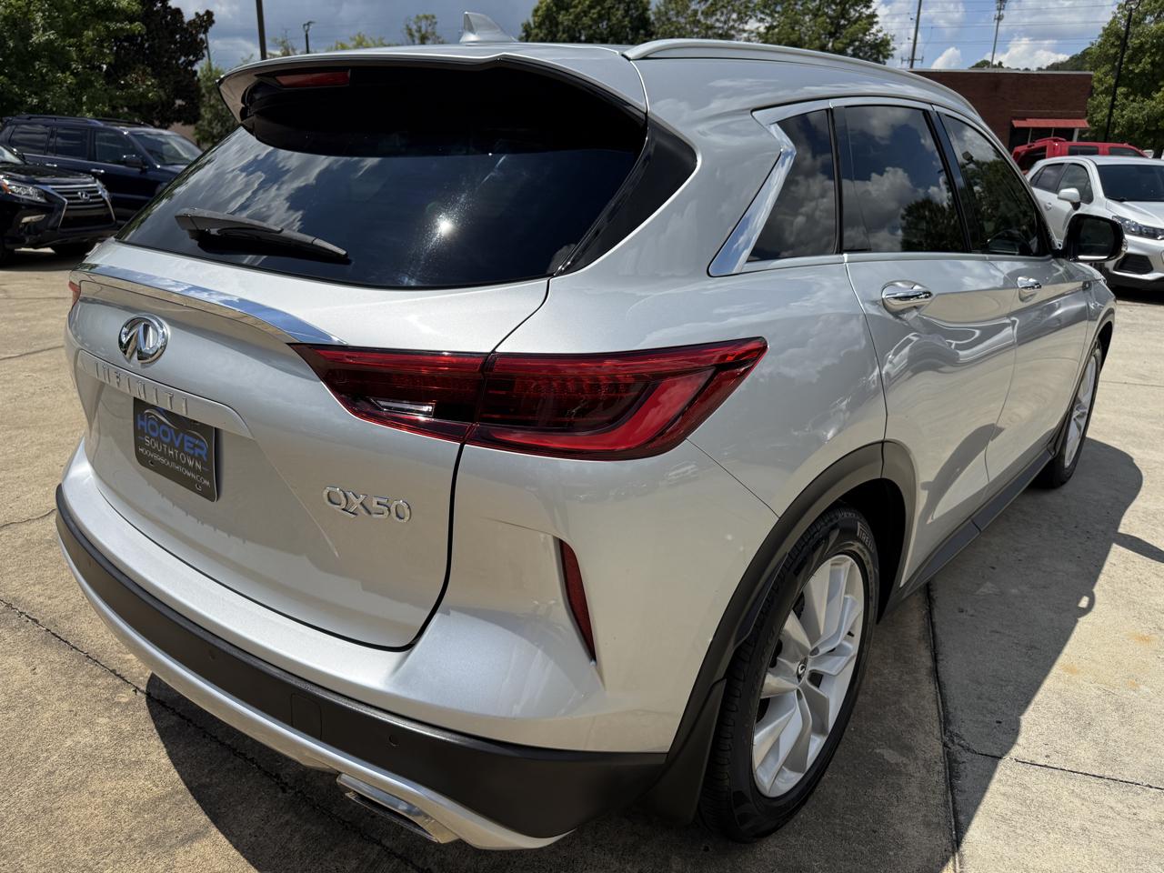 Infiniti QX50 ESSENTIAL 2019