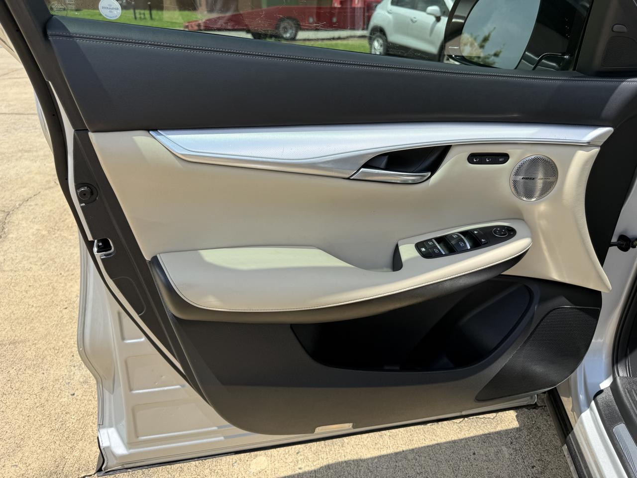 Infiniti QX50 ESSENTIAL 2019
