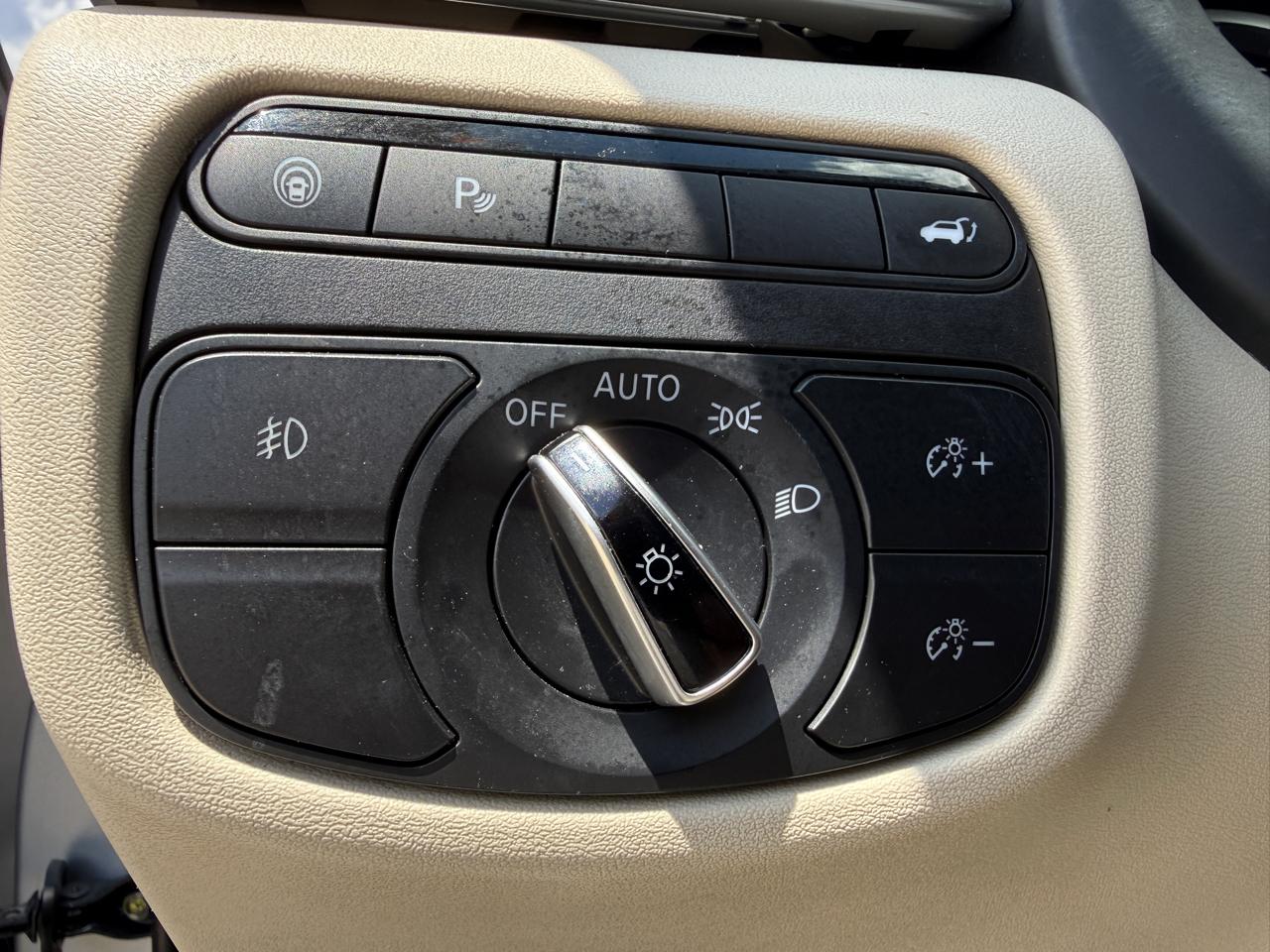 Infiniti QX50 ESSENTIAL 2019