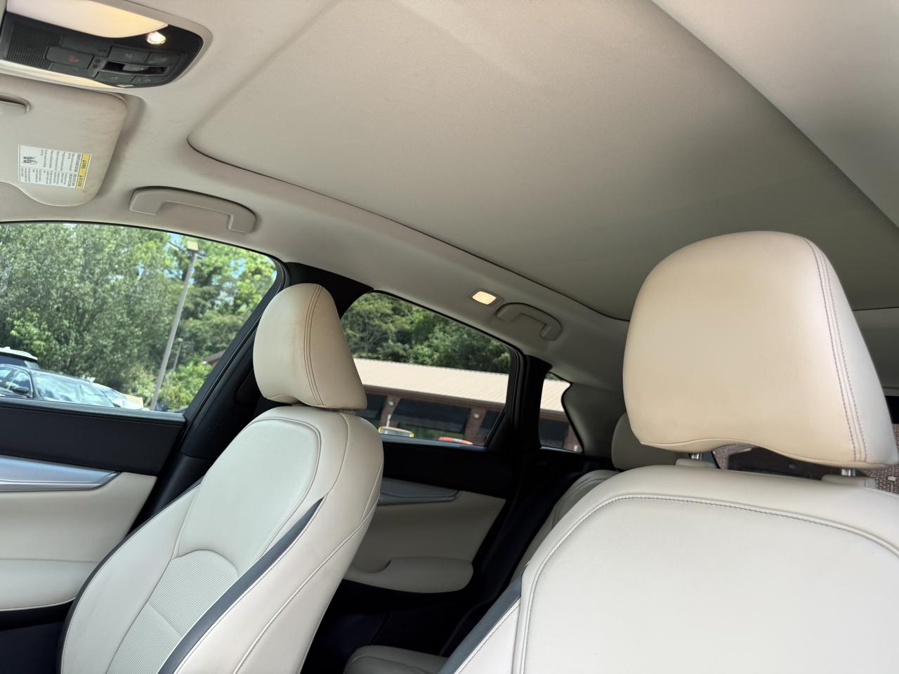 Infiniti QX50 ESSENTIAL 2019