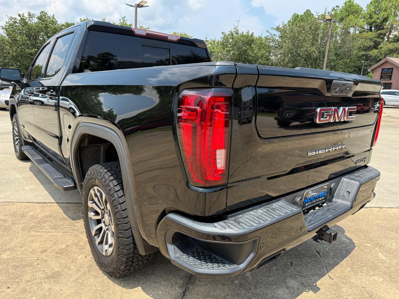 GMC Sierra 1500 4WD Crew Cab 147" AT4 2020