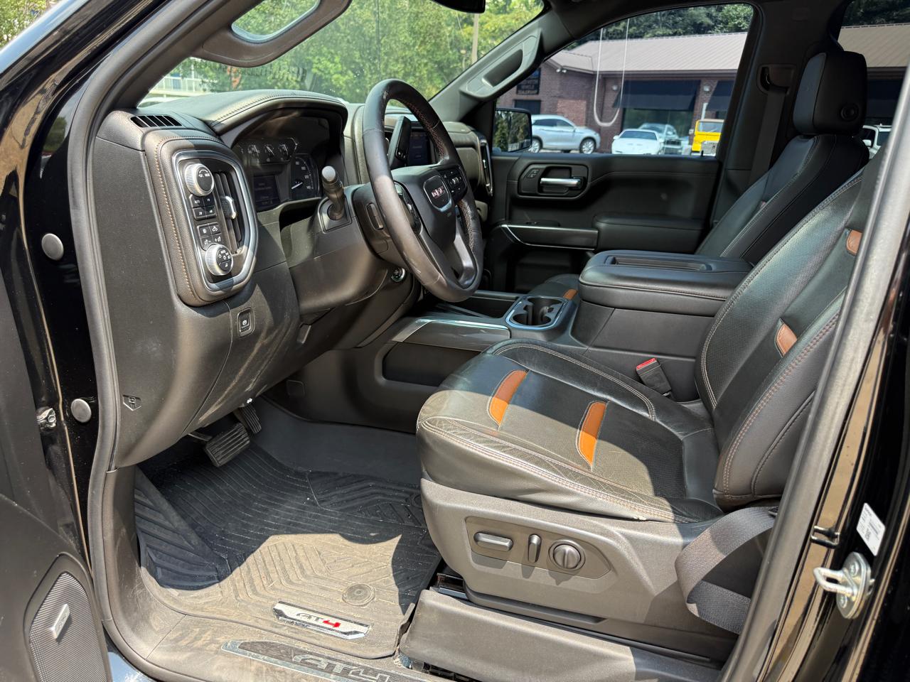 GMC Sierra 1500 4WD Crew Cab 147" AT4 2020