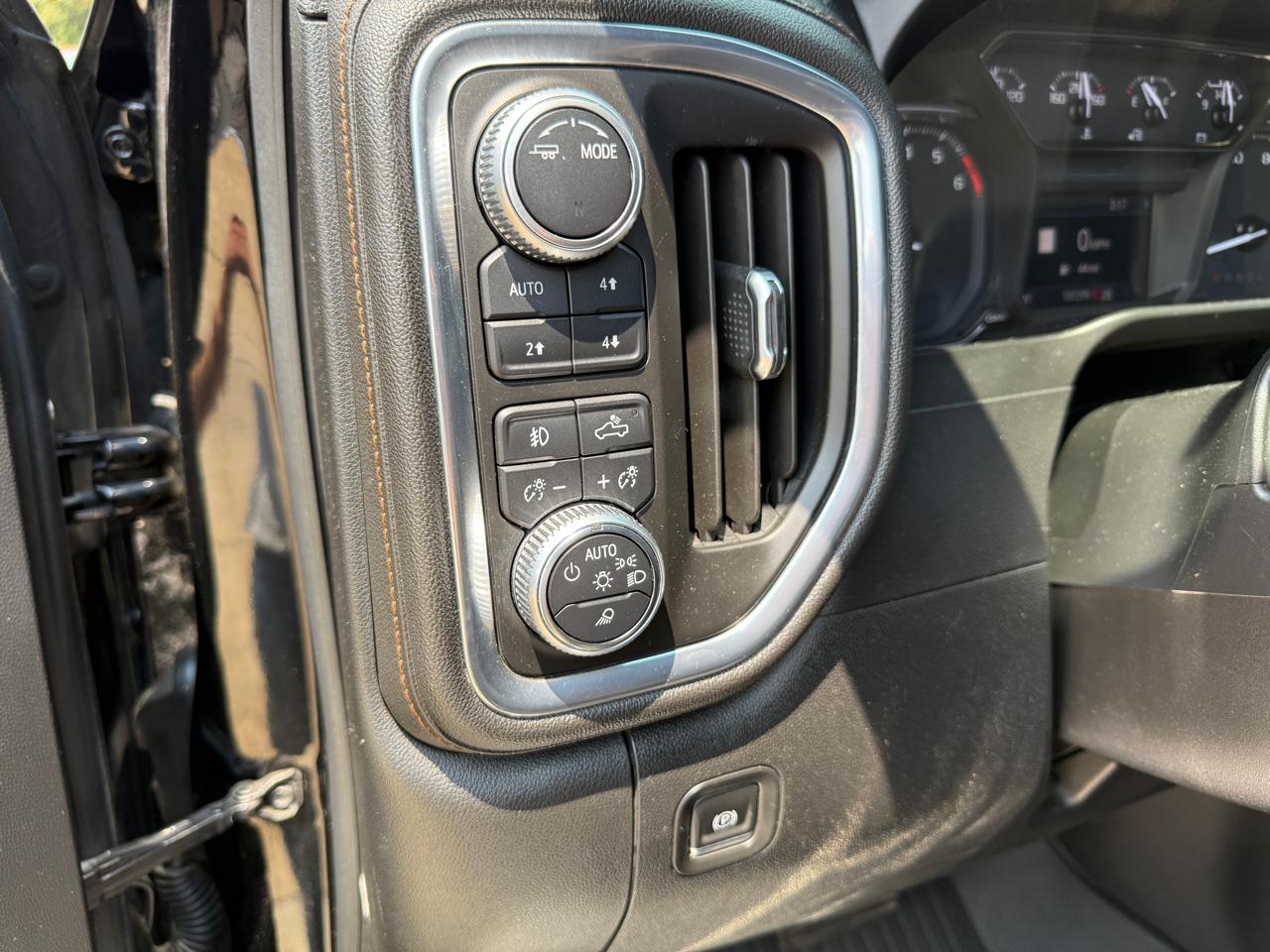 GMC Sierra 1500 4WD Crew Cab 147" AT4 2020