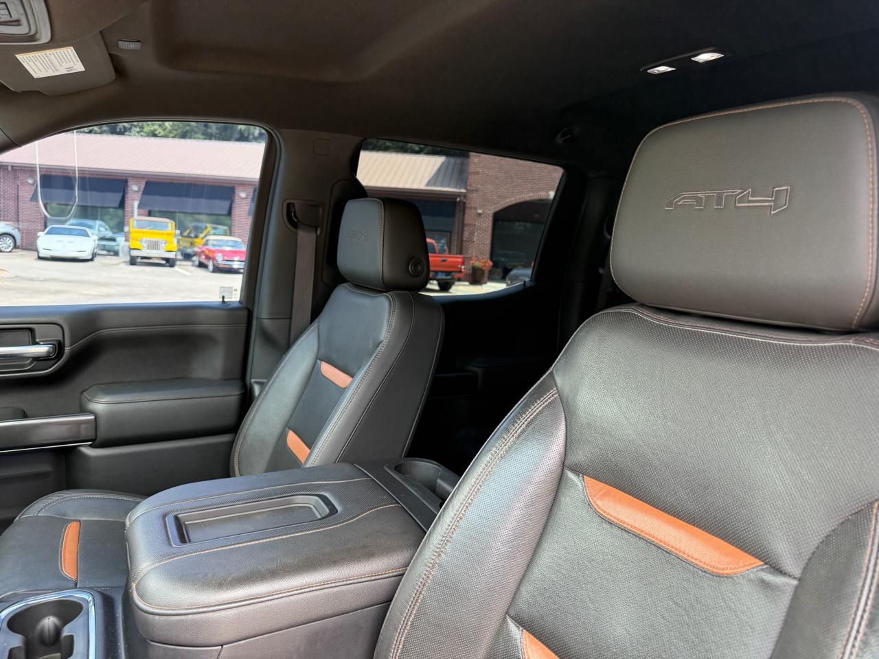 GMC Sierra 1500 4WD Crew Cab 147" AT4 2020