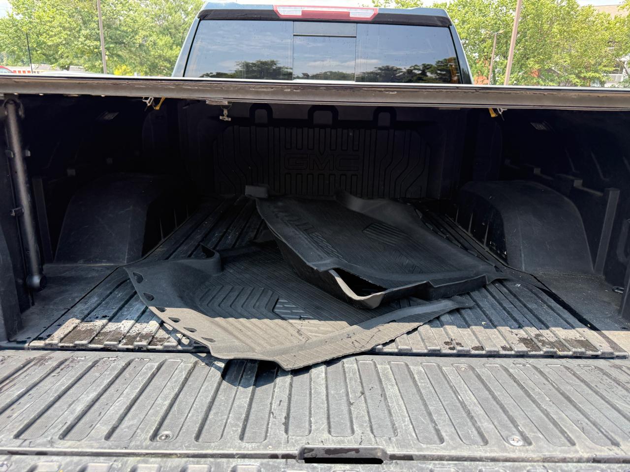 GMC Sierra 1500 4WD Crew Cab 147" AT4 2020