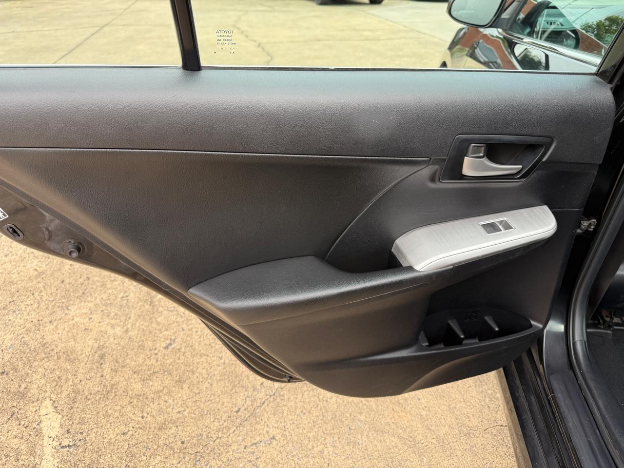 Toyota Camry SE V6 2012