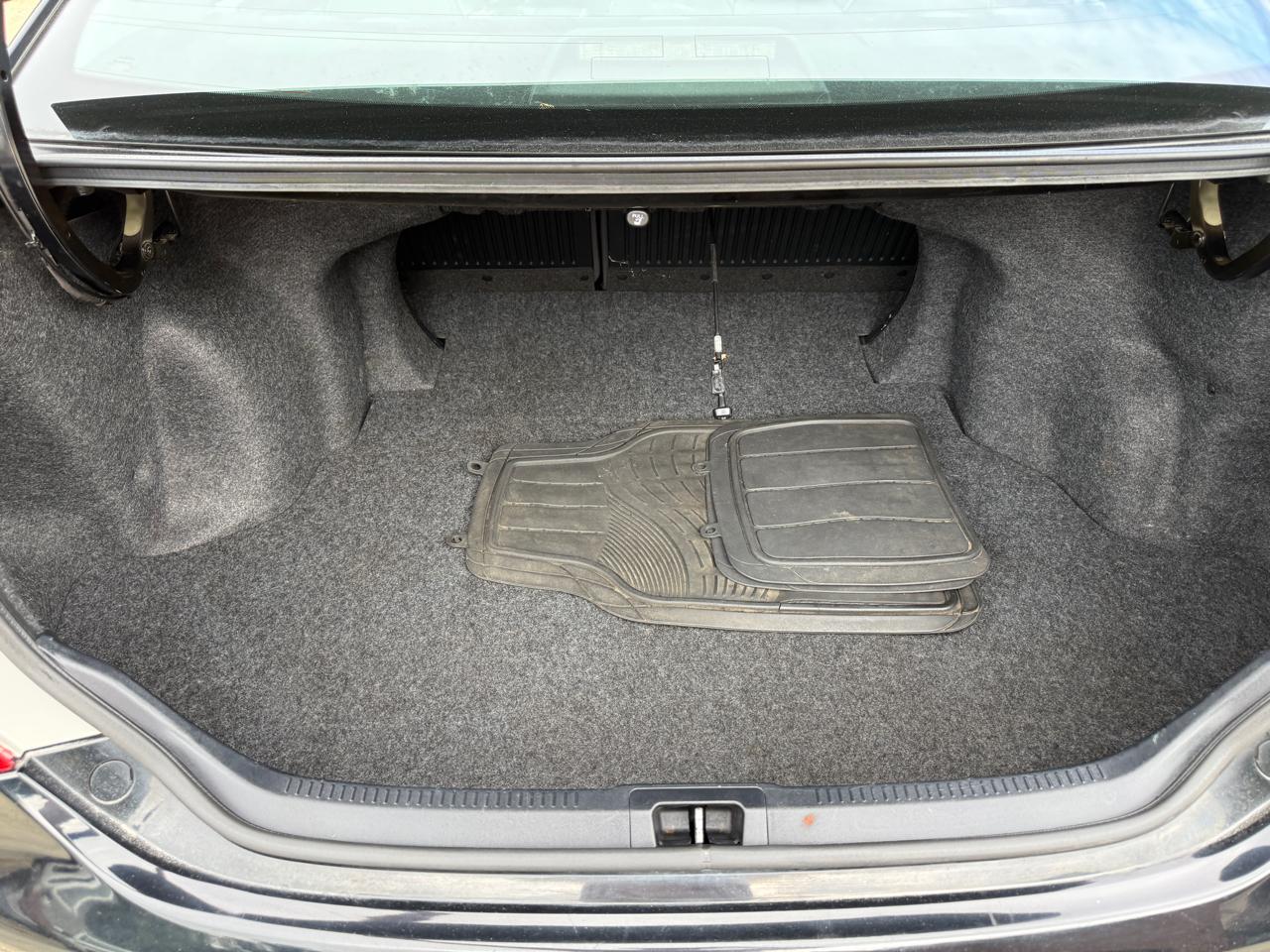 Toyota Camry SE V6 2012