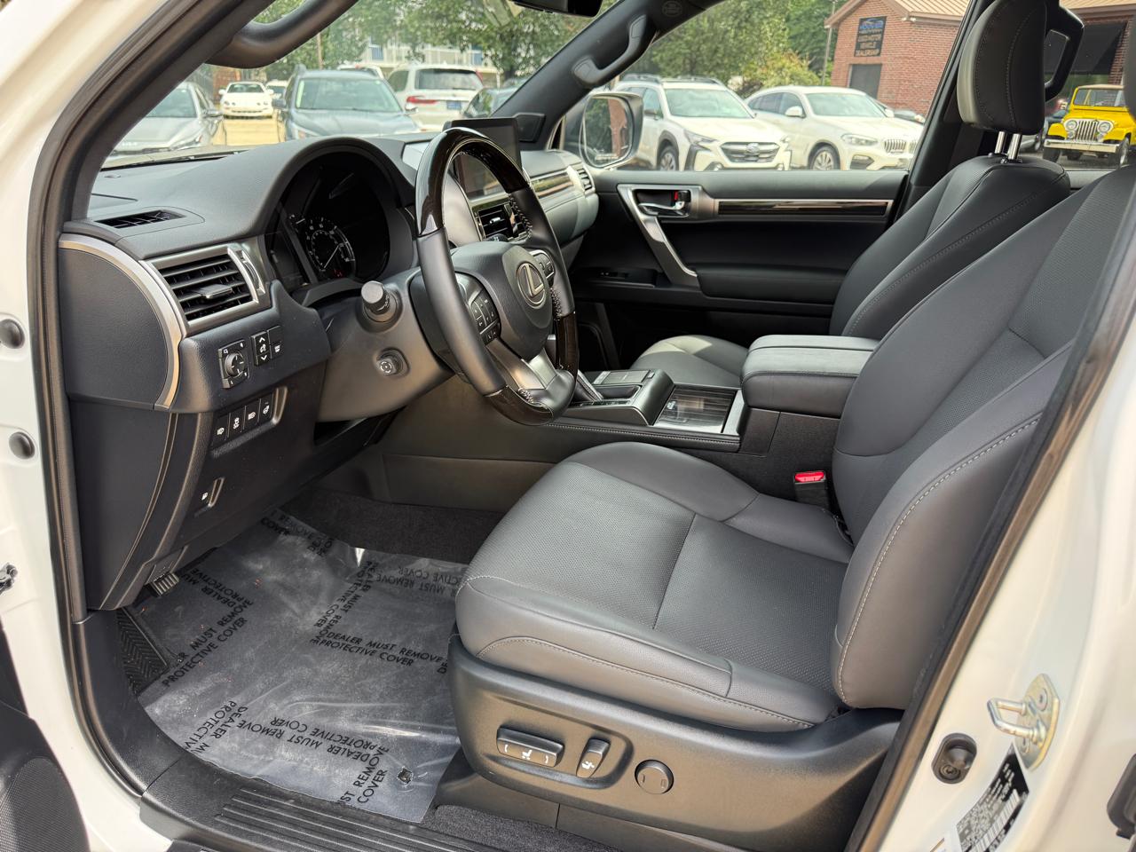 Lexus GX 460 4WD 4dr Premium 2023