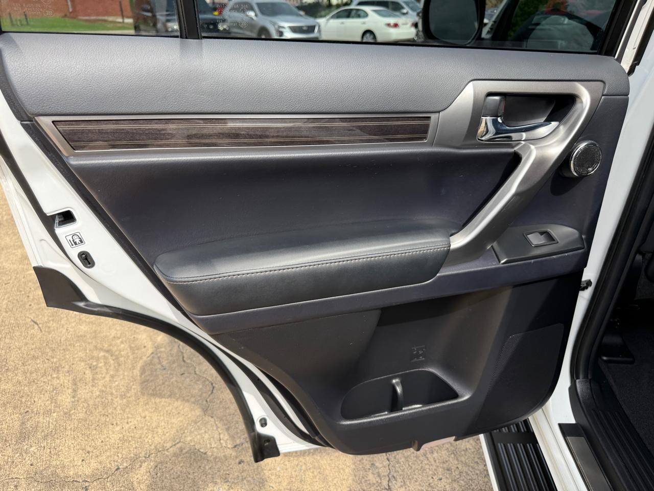 Lexus GX 460 4WD 4dr Premium 2023