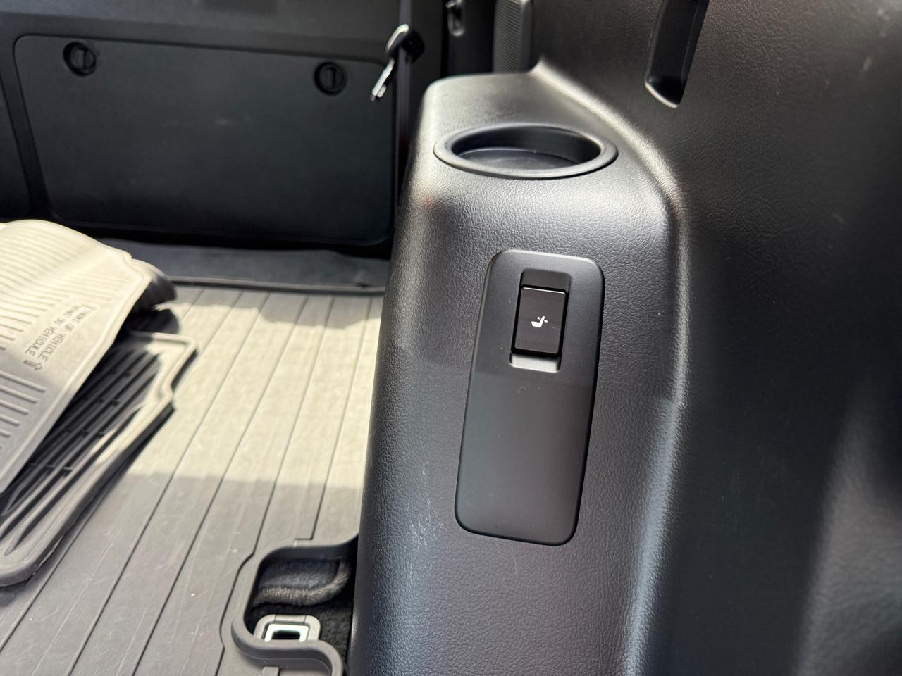Lexus GX 460 4WD 4dr Premium 2023