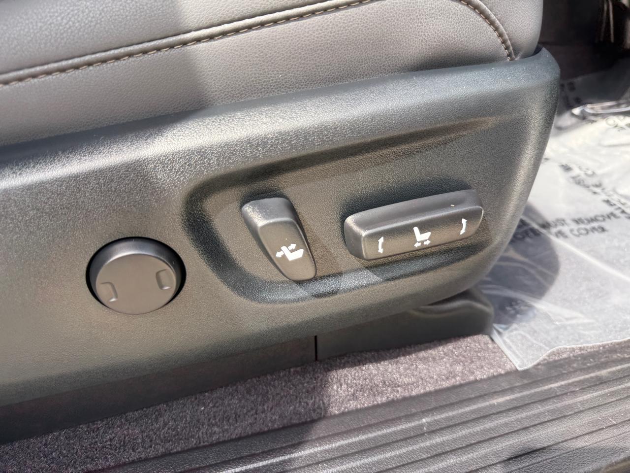 Lexus GX 460 4WD 4dr Premium 2023