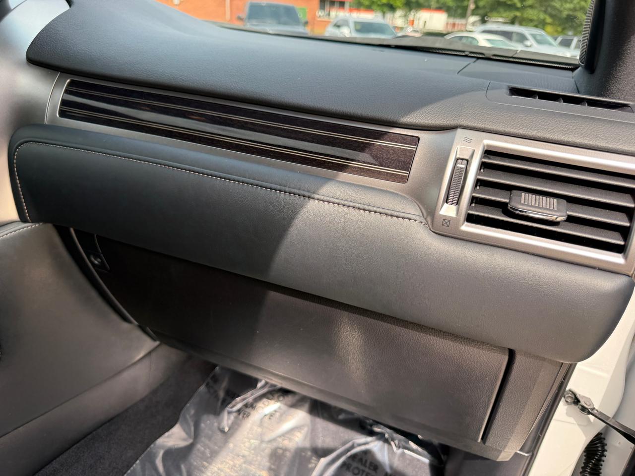 Lexus GX 460 4WD 4dr Premium 2023