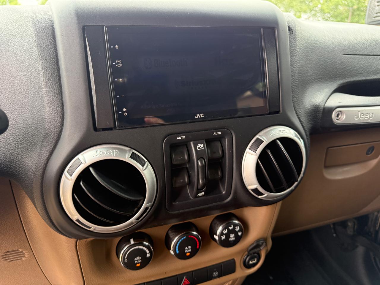 Jeep Wrangler Unlimited Rubicon 4WD 2015