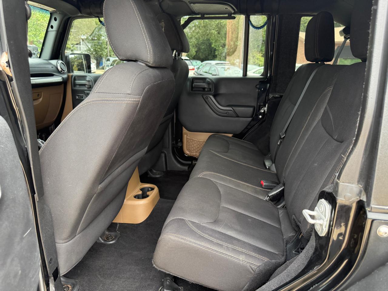 Jeep Wrangler Unlimited Rubicon 4WD 2015