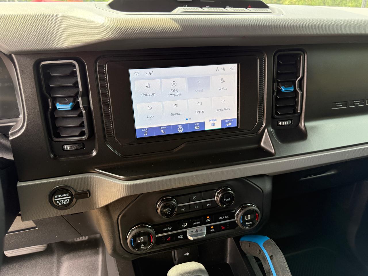 Ford Bronco Black Diamond 4-Door 2023