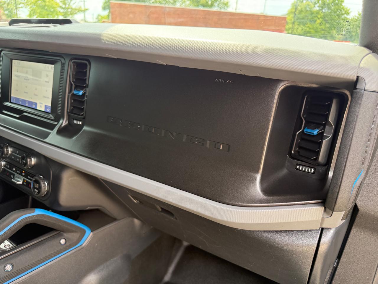 Ford Bronco Black Diamond 4-Door 2023