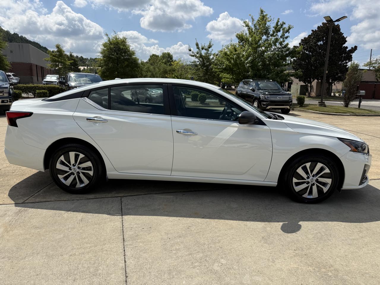 Nissan Altima 2.5 S 2025