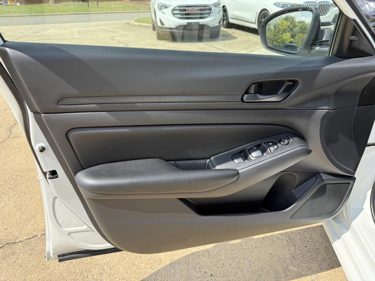 Nissan Altima 2.5 S 2025