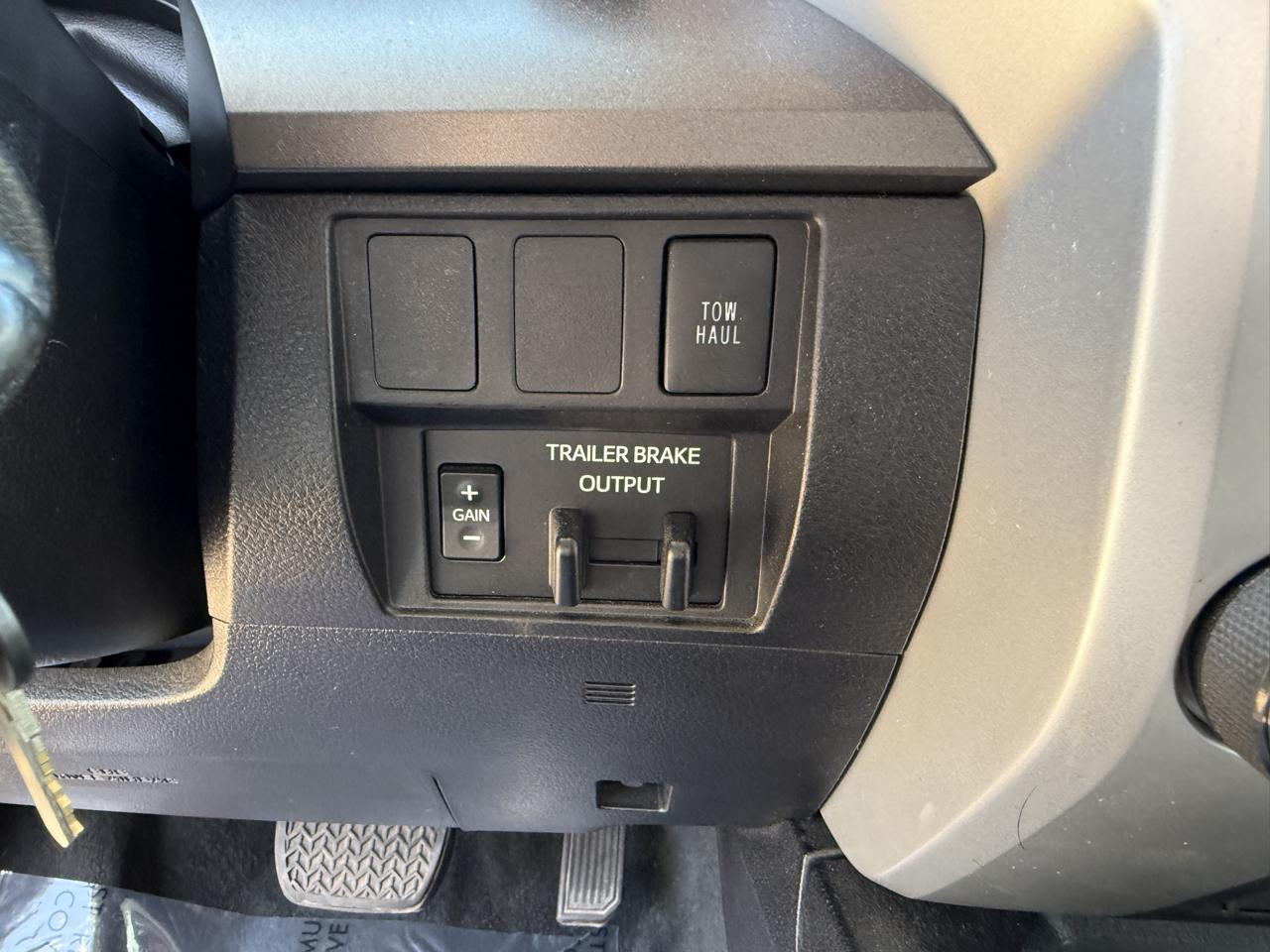 Toyota Tundra SR5 5.7L V8 CrewMax 4WD 2021