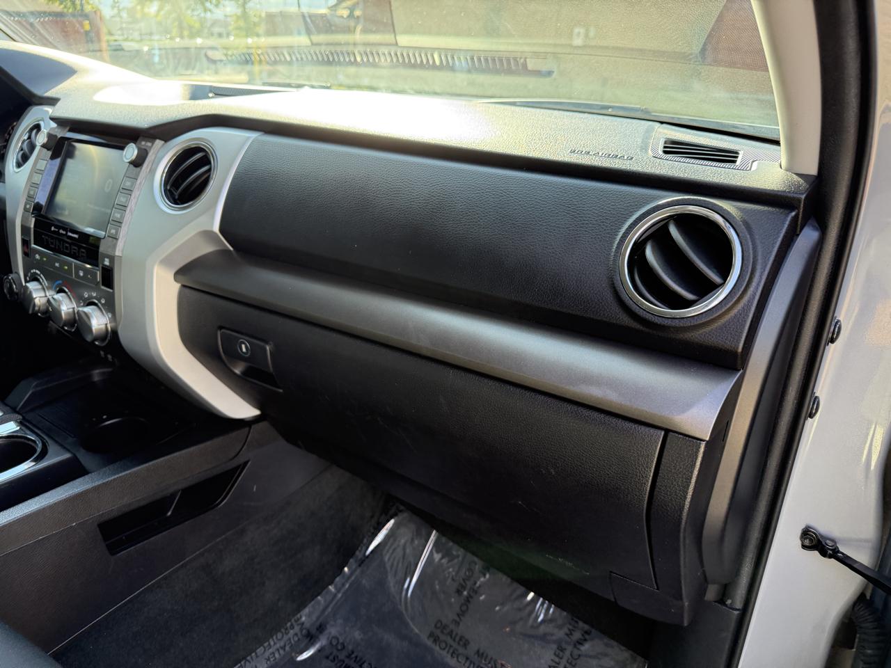 Toyota Tundra SR5 5.7L V8 CrewMax 4WD 2021