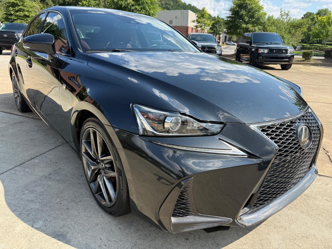 Lexus IS  2017