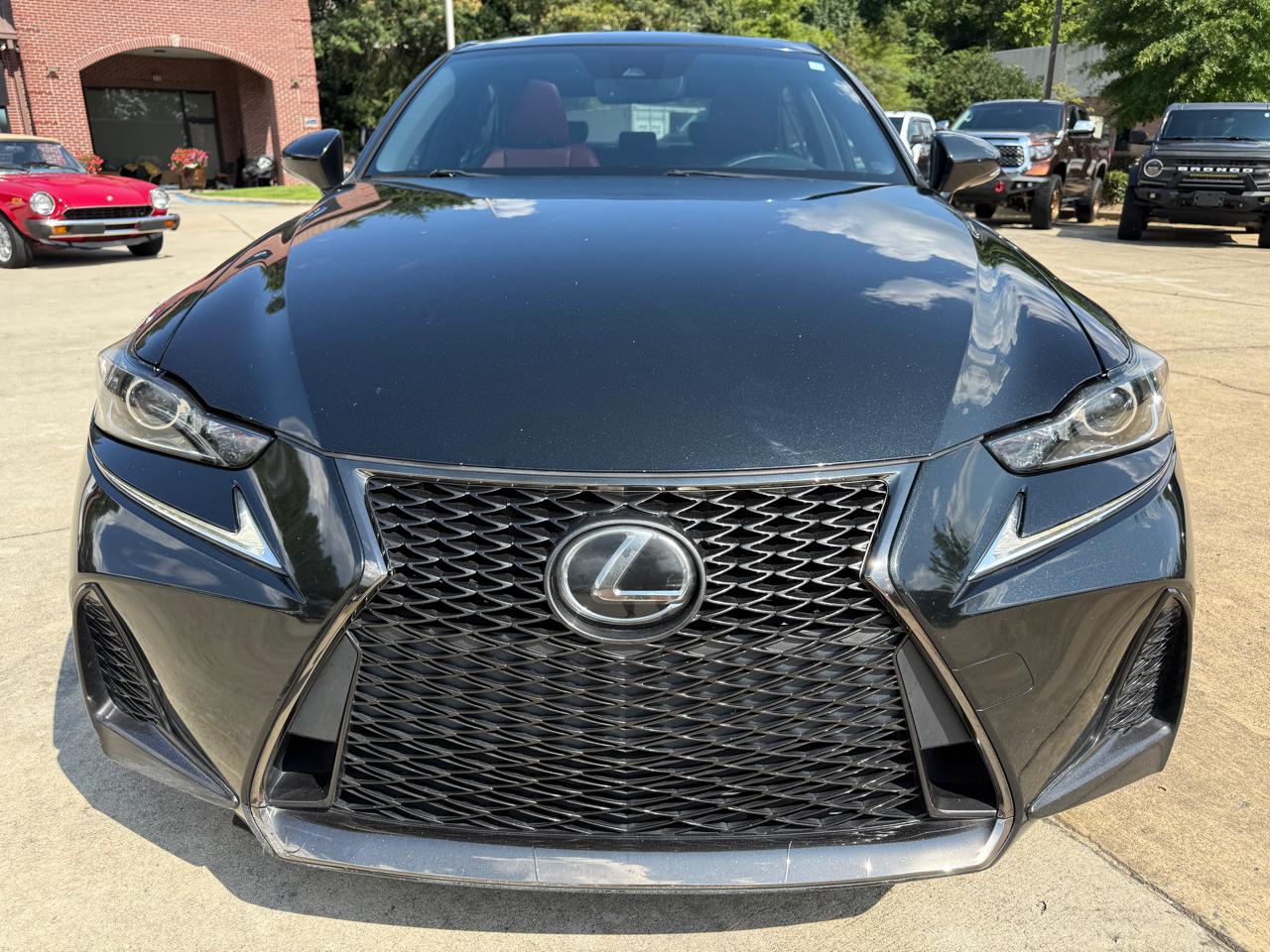 Lexus IS  2017