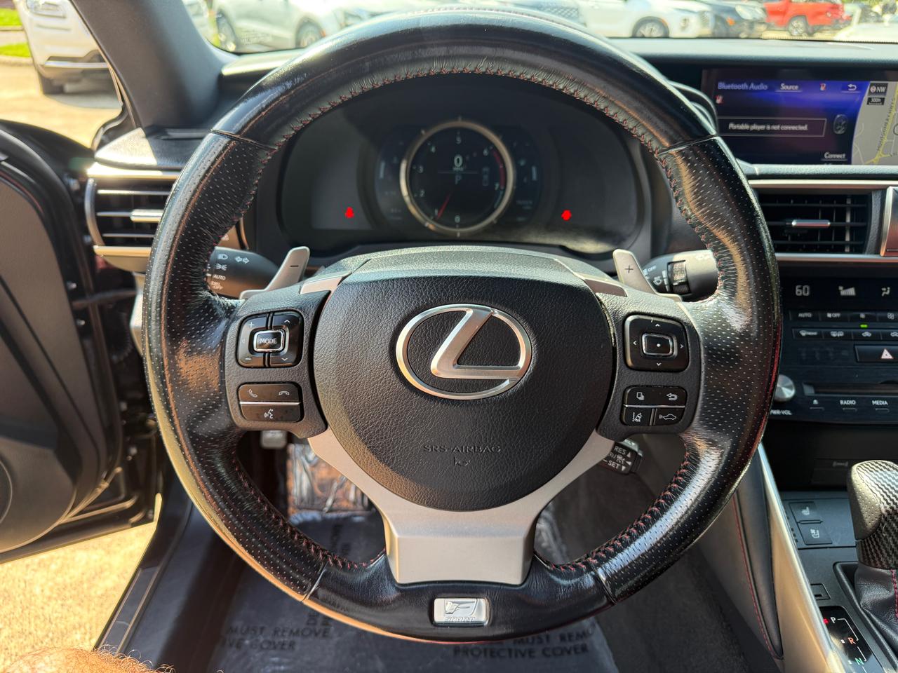 Lexus IS  2017