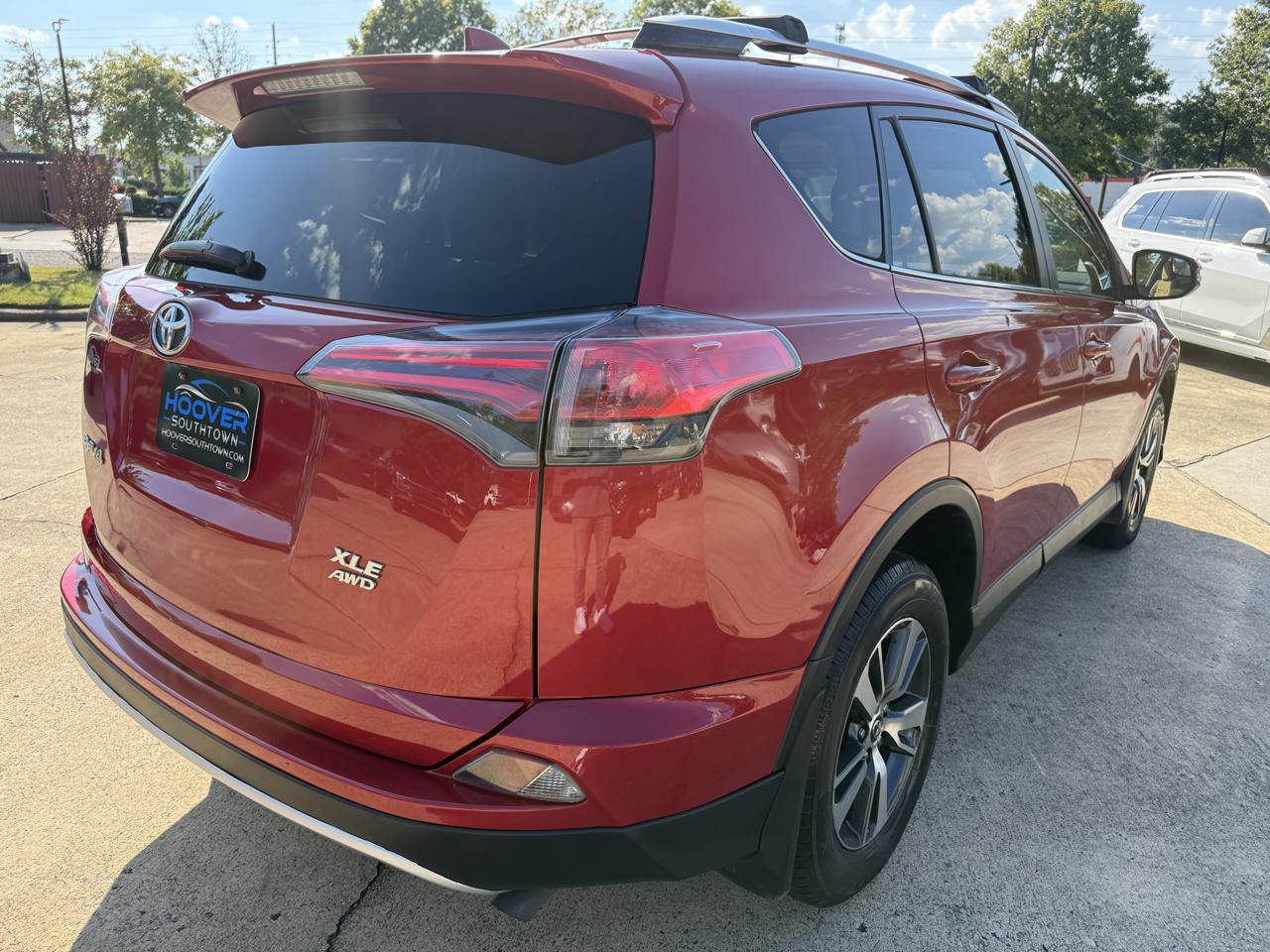 Toyota RAV4 XLE AWD 2016