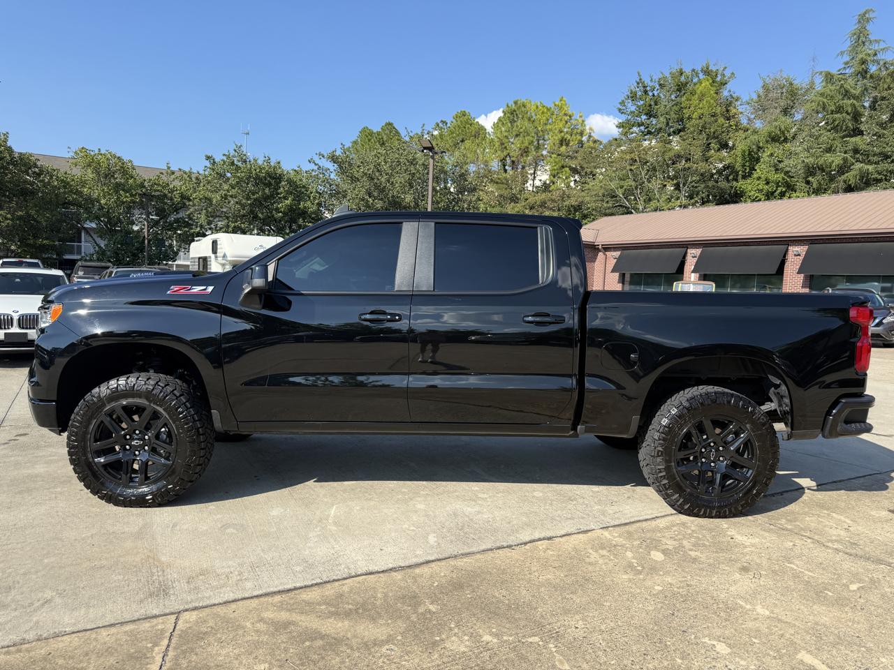 Chevrolet Silverado 1500 4WD Crew Cab 147" LT Trail Boss 2025
