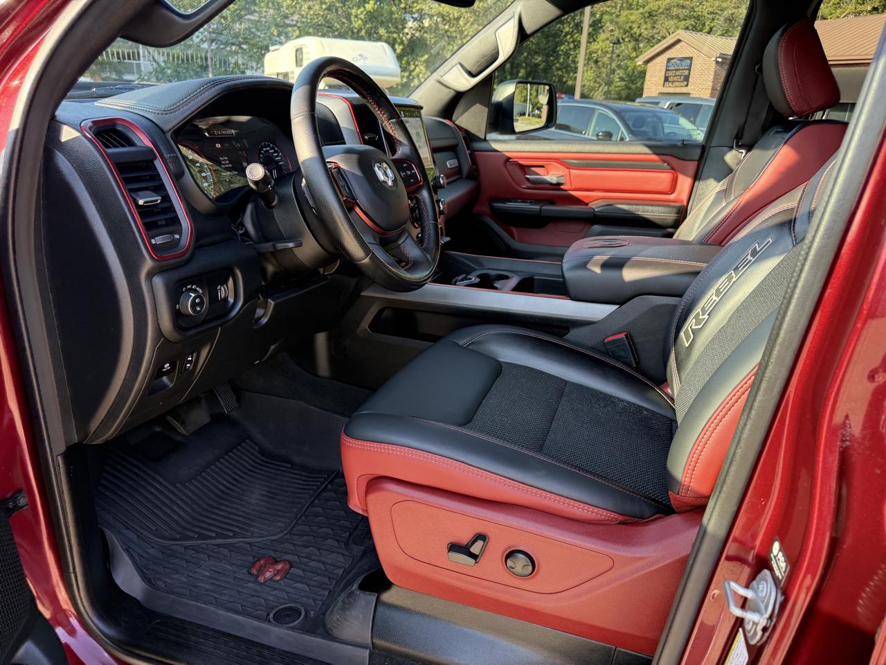 RAM 1500 Rebel Crew Cab SB 4WD 2022