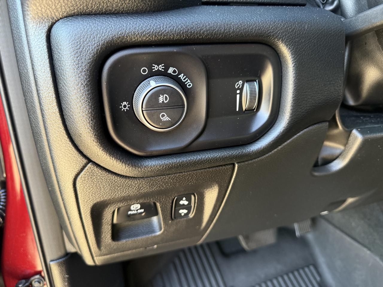RAM 1500 Rebel Crew Cab SB 4WD 2022