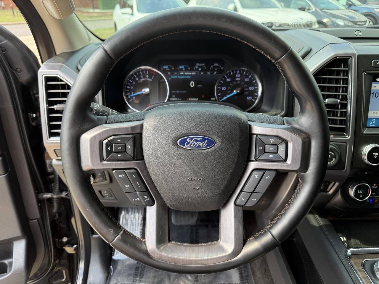 Ford Expedition Platinum 4WD 2018