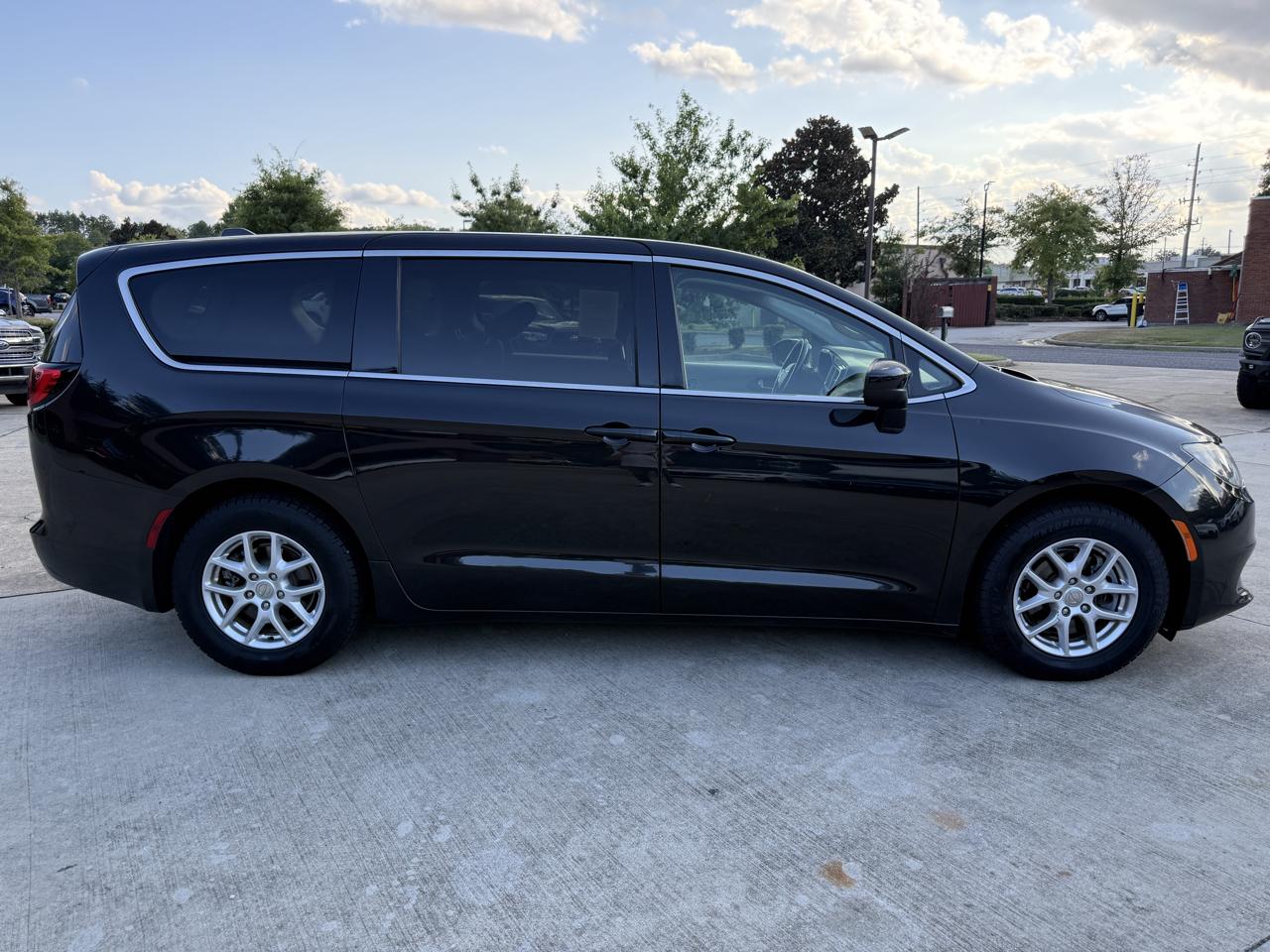 Chrysler Voyager LX 2020