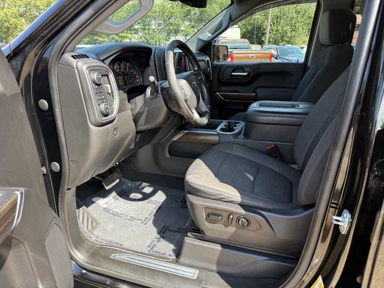 Chevrolet Silverado 1500 LT Trail Boss Crew Cab 4WD 2021
