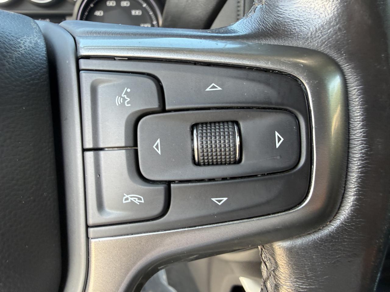 Chevrolet Silverado 1500 LT Trail Boss Crew Cab 4WD 2021