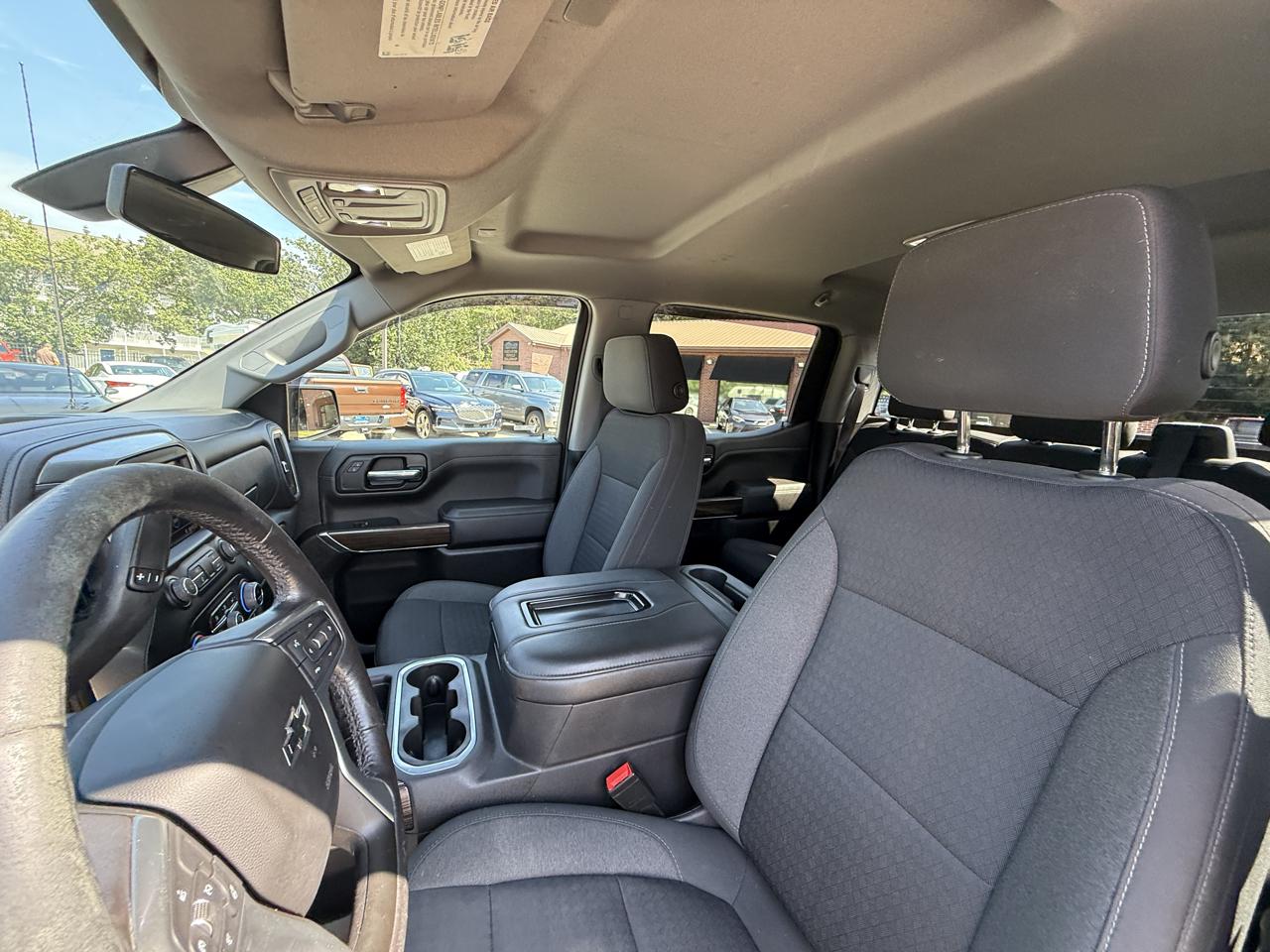 Chevrolet Silverado 1500 LT Trail Boss Crew Cab 4WD 2021