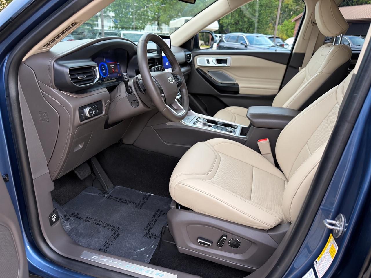 Ford Explorer Platinum AWD 2020