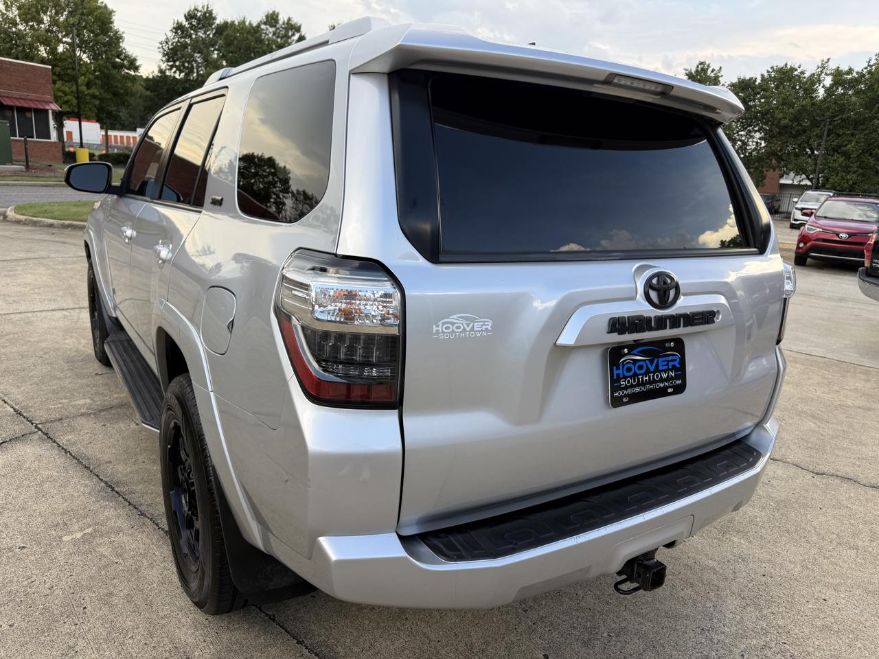 Toyota 4Runner SR5 2WD 2016