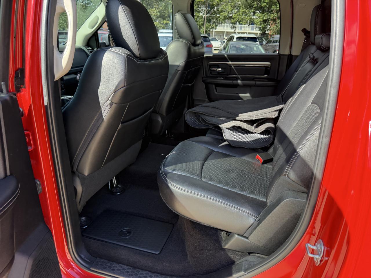 RAM 1500 Night 4x4 Crew Cab 5'7" Box *Ltd Avail* 2018