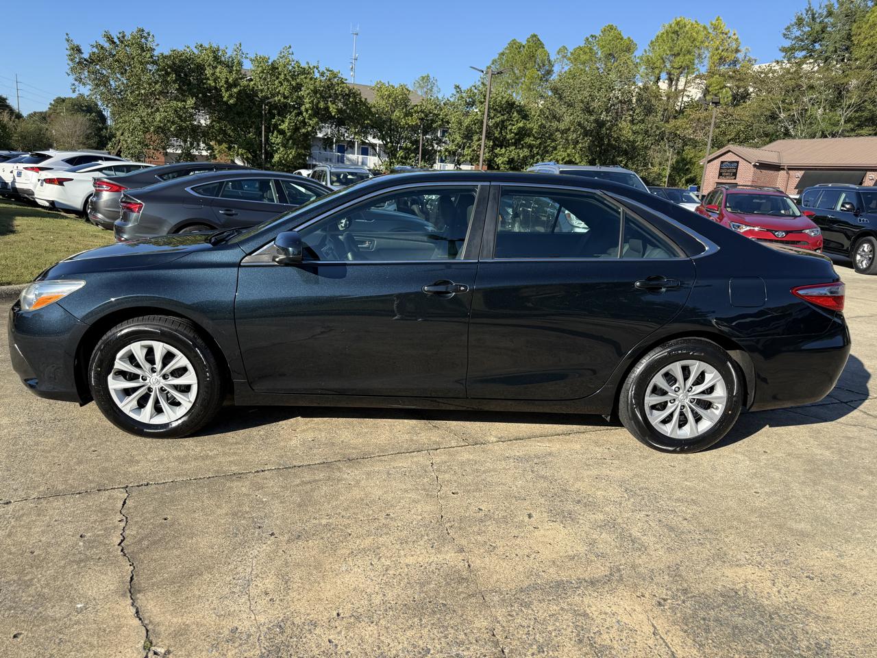 Toyota Camry LE 2016