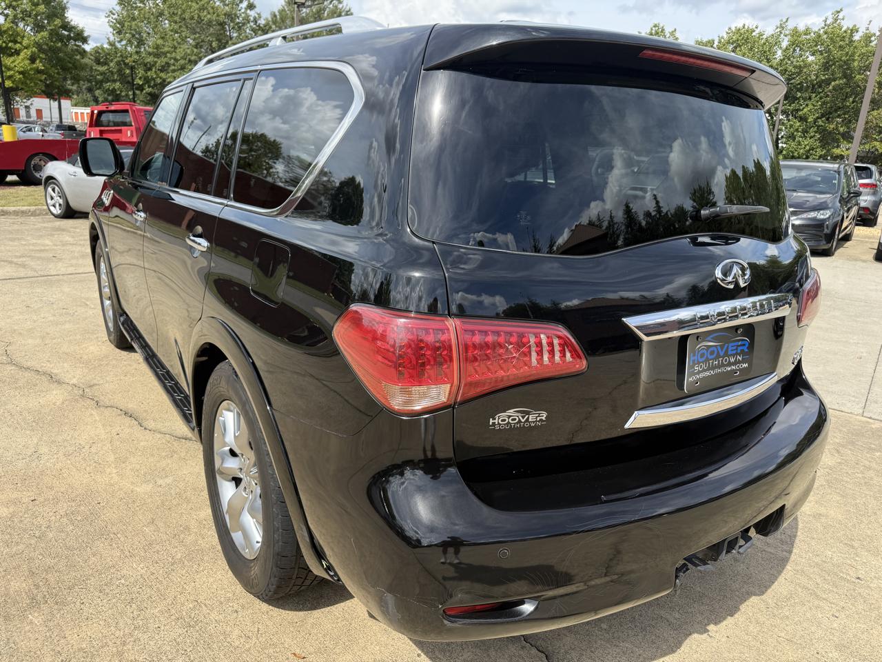 Infiniti QX56 4WD 2011